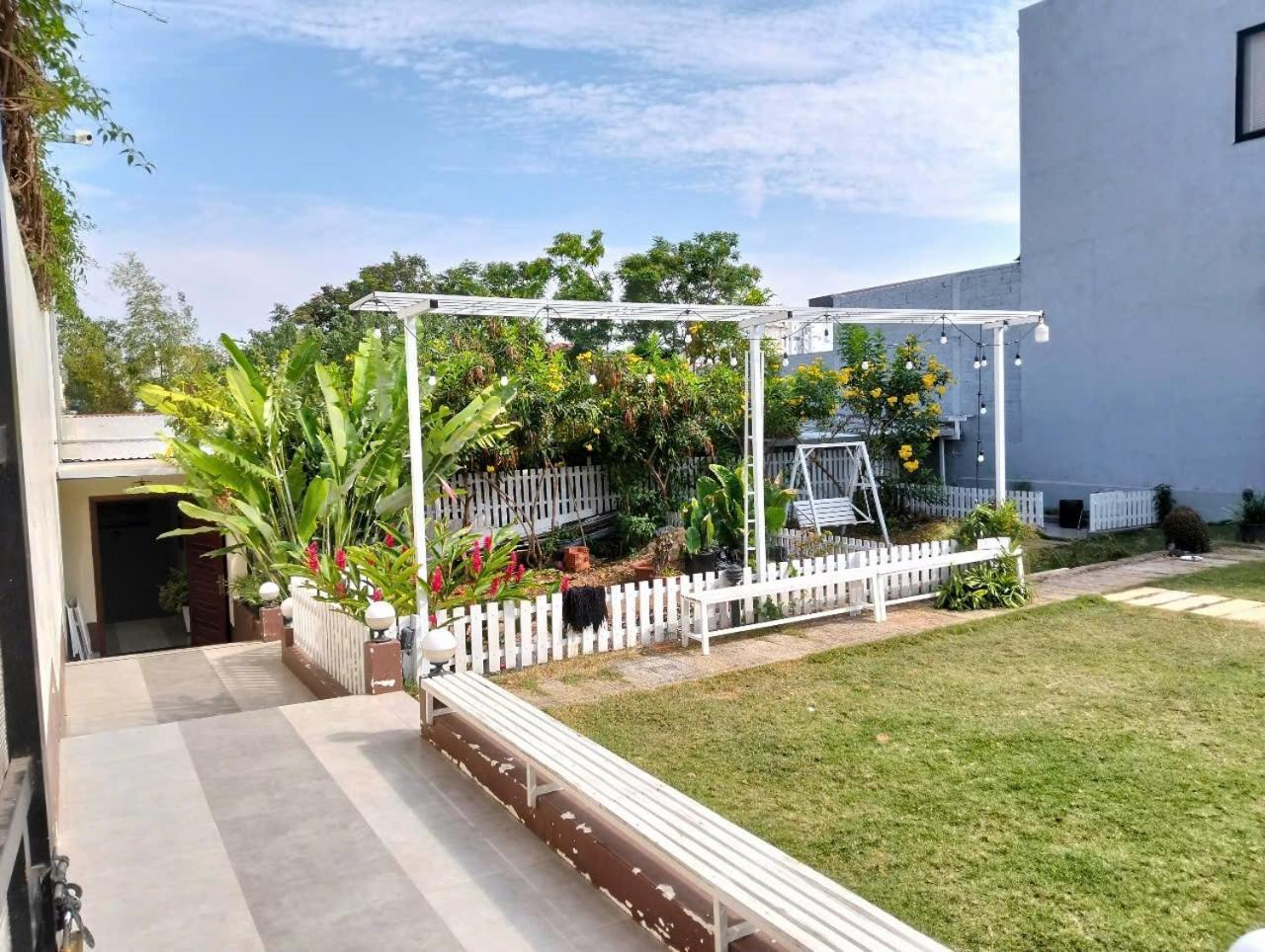Doi Sao Homestay Buon Ma Thuot Eksteriør billede